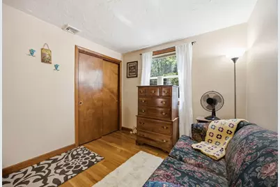111 Rocky Pond Rd, Plymouth, MA 02360 - Photo 17