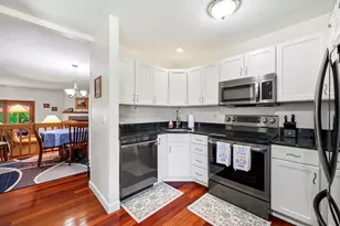 43 Dogwood Ln, Agawam, MA 01001 - Photo 7