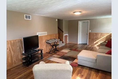 80 S Grove St, Foxboro, MA 02035 - Photo 9