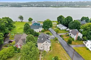 2118 Riverside Ave, Somerset, MA 02726 - Photo 7