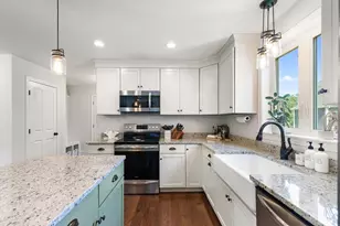 52 Waterford Cir, Dighton, MA 02715 - Photo 13