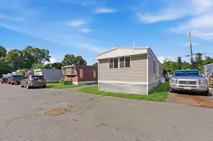 229 Miller St, Ludlow, MA 01056 - Photo 3