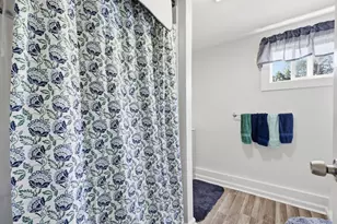 229 Miller St, Ludlow, MA 01056 - Photo 9