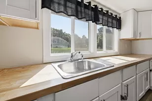229 Miller St, Ludlow, MA 01056 - Photo 17