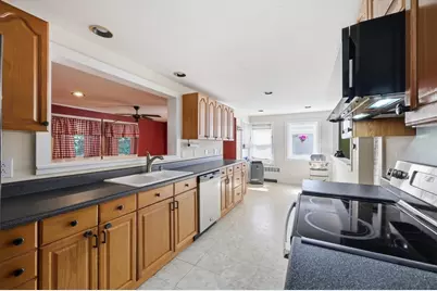 5 1st Ave, Ware, MA 01082 - Photo 5