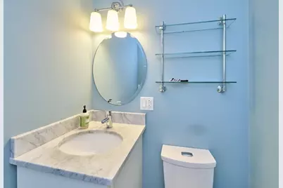 355 K St #1, Boston, MA 02127 - Photo 9