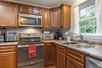 629 Chestnut Hill Ave, Athol, MA 01331 - Photo 7