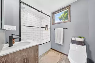 144 Woodlawn St, Lynn, MA 01904 - Photo 27