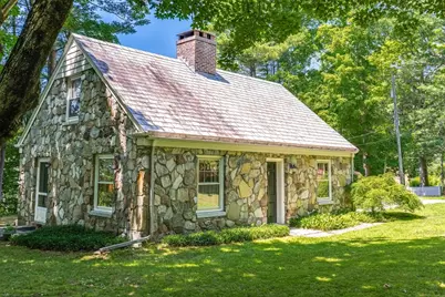 18 Plum Tree Road, Amherst, MA 01002 - Photo 1