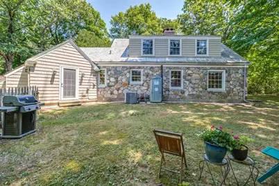18 Plum Tree Road, Amherst, MA 01002 - Photo 3