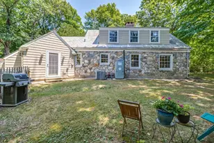 18 Plum Tree Rd, Amherst, MA 01002 - Photo 3