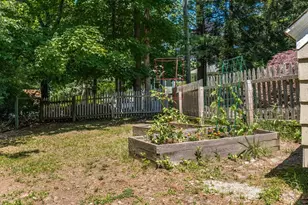 18 Plum Tree Rd, Amherst, MA 01002 - Photo 29