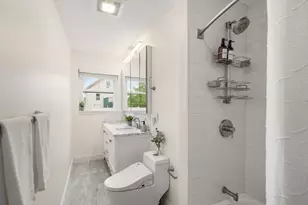 16 Pitman St, Somerville, MA 02143 - Photo 11