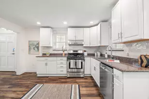 16 Pitman St, Somerville, MA 02143 - Photo 5