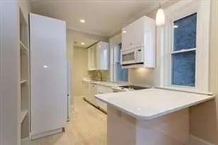 382 Commonwealth Ave, Boston, MA 02215 - Photo 7