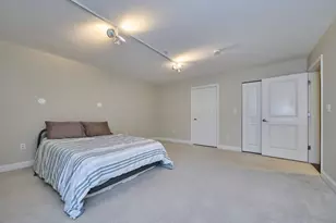 318 Rindge Ave, Cambridge, MA 02140 - Photo 17