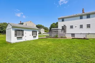2 Keith Cir, Woburn, MA 01801 - Photo 35