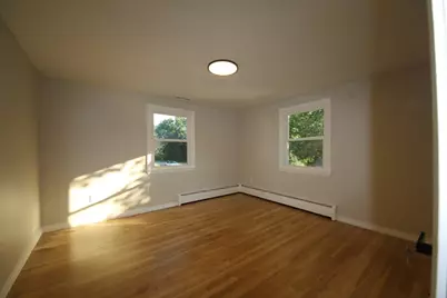 14 Wesley St, Dracut, MA 01826 - Photo 11
