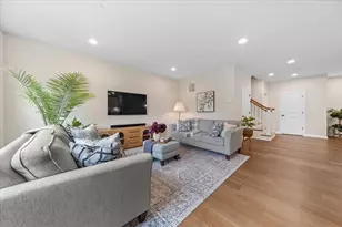 11 Winslow Ln, Grafton, MA 01536 - Photo 1