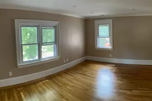 51 Mt Vernon, Melrose, MA 02176 - Photo 3