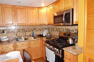 95 E Ashland St, Brockton, MA 02302 - Photo 9