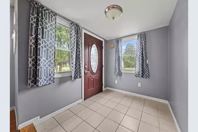 35 Lackey St, Haverhill, MA 01830 - Photo 11