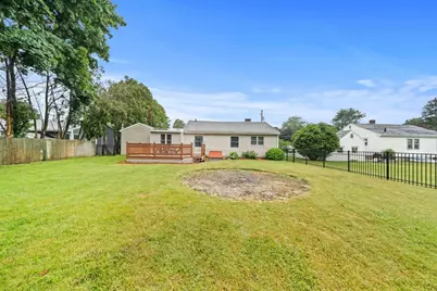 35 Lackey St, Haverhill, MA 01830 - Photo 3