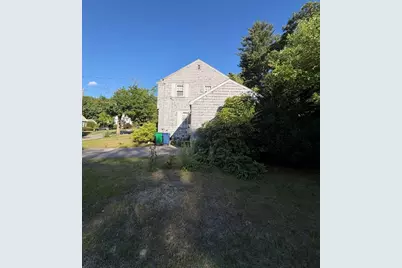 79 Longfellow Rd, Newton, MA 02462 - Photo 3