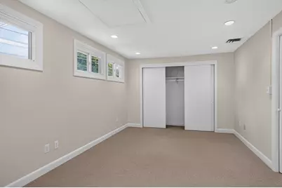 6 Donna St, Peabody, MA 01960 - Photo 11
