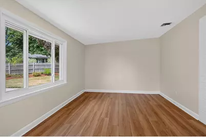 6 Donna St, Peabody, MA 01960 - Photo 9