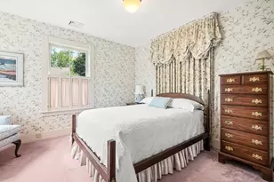 296 Linden St, Wellesley, MA 02481 - Photo 17