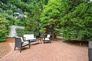 296 Linden St, Wellesley, MA 02481 - Photo 27