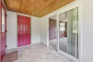 8 Helena St, Ludlow, MA 01056 - Photo 15