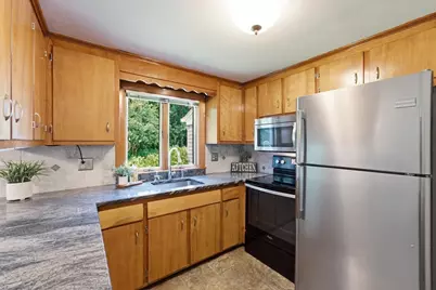 8 Helena Street, Ludlow, MA 01056 - Photo 5