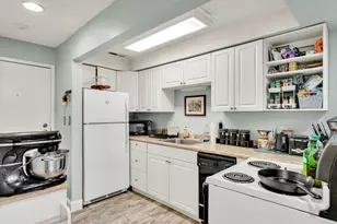356-358 Main St, Boston, MA 02129 - Photo 17