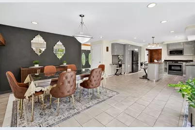 56 Cardinal Ln, Westfield, MA 01085 - Photo 9