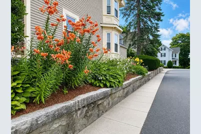 65 High St #1, Woburn, MA 01801 - Photo 3