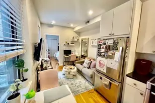 419 Hanover, Boston, MA 02113 - Photo 3