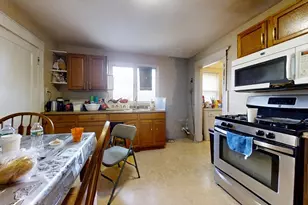 18 Prospect St, Watertown, MA 02472 - Photo 5