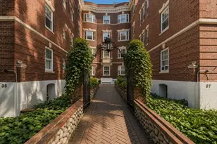 35 Lee St, Cambridge, MA 02139 - Photo 13