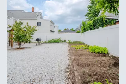 81 Cross St, Malden, MA 02148 - Photo 5