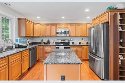 10 Lyford Rd, Spencer, MA 01562 - Photo 9