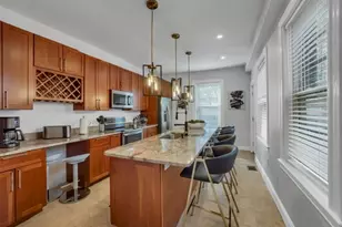 32 Williams St, Boston, MA 02446 - Photo 7