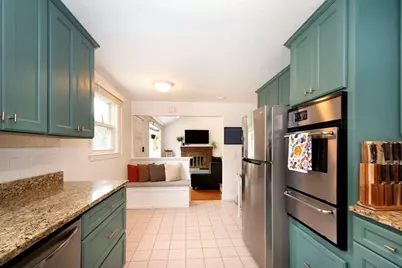 18 Oakwood Dr, Randolph, MA 02368 - Photo 11
