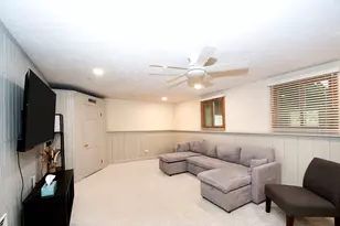 18 Oakwood Dr, Randolph, MA 02368 - Photo 19
