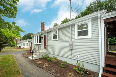 18 Oakwood Dr, Randolph, MA 02368 - Photo 29