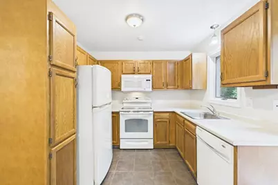 8 Meadowbrook Ct #8, Oxford, MA 01540 - Photo 19