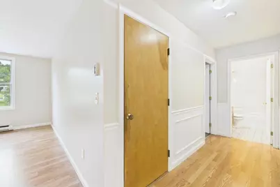 8 Meadowbrook Ct #8, Oxford, MA 01540 - Photo 5