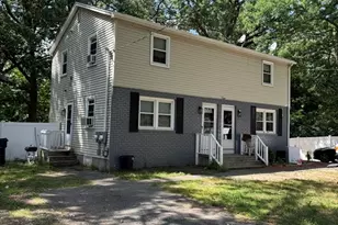 524 Goodwin St, Springfield, MA 01151 - Photo 1
