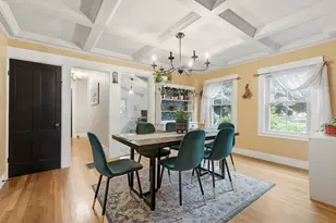 21 Lincoln St, Medway, MA 02053 - Photo 13